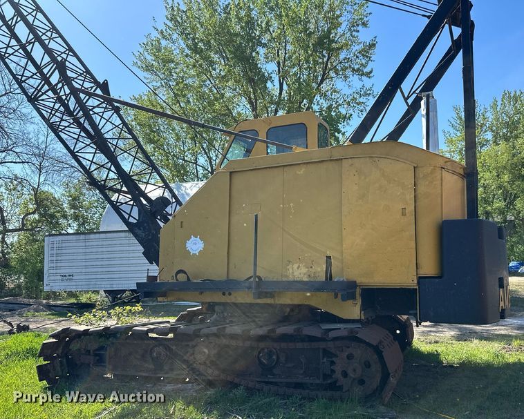 image for item EB2556 1964 American 7150 crane