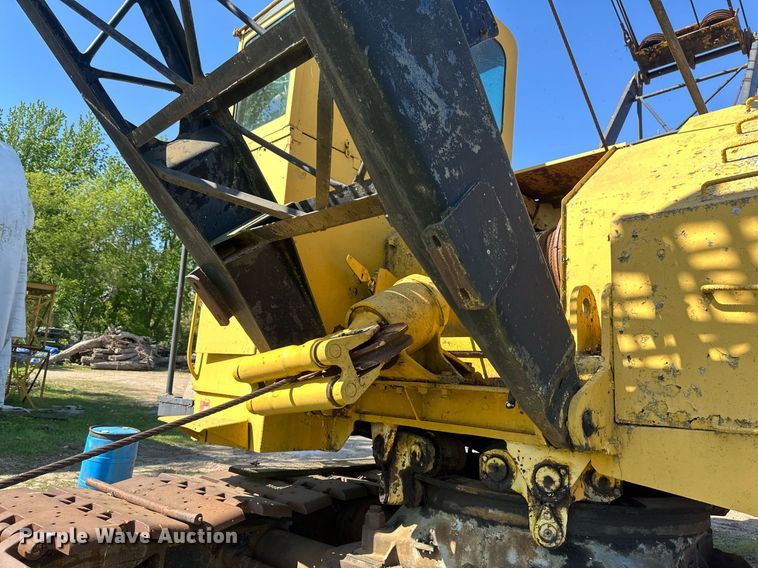 image for item EB2556 1964 American 7150 crane