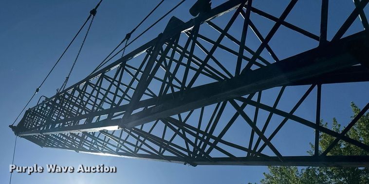 image for item EB2556 1964 American 7150 crane