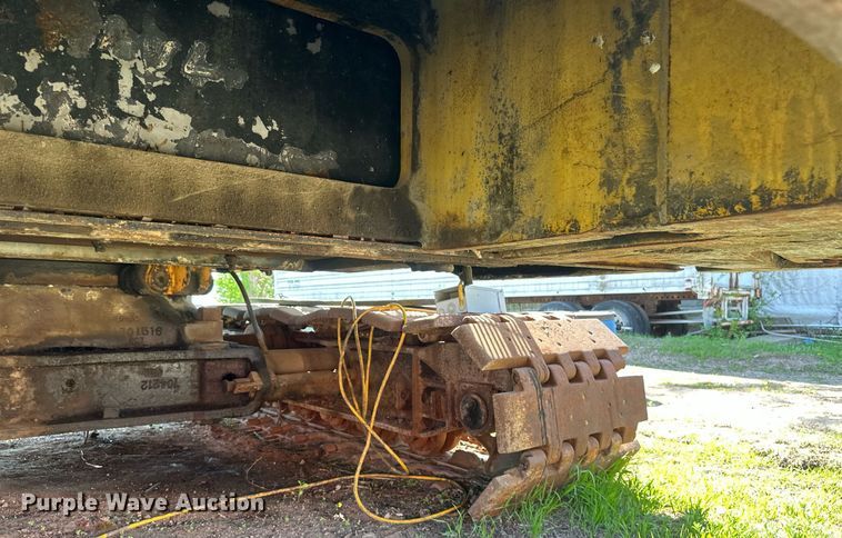 image for item EB2556 1964 American 7150 crane