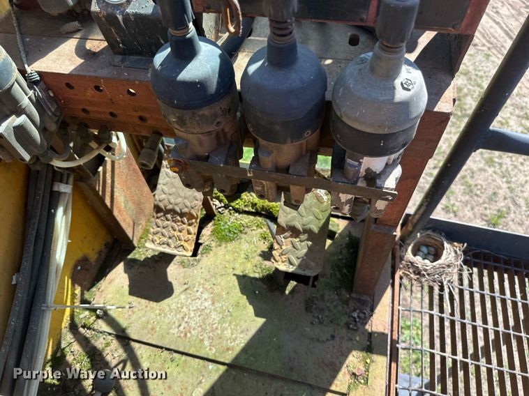 image for item EB2556 1964 American 7150 crane