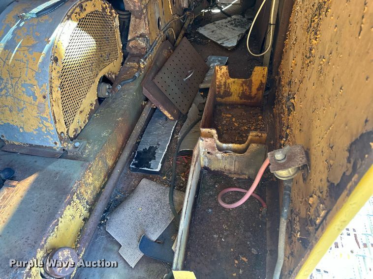 image for item EB2556 1964 American 7150 crane