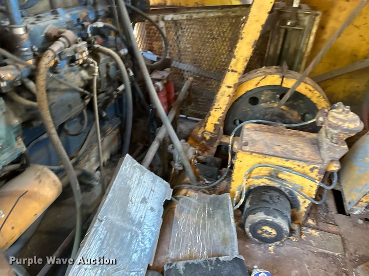 image for item EB2556 1964 American 7150 crane