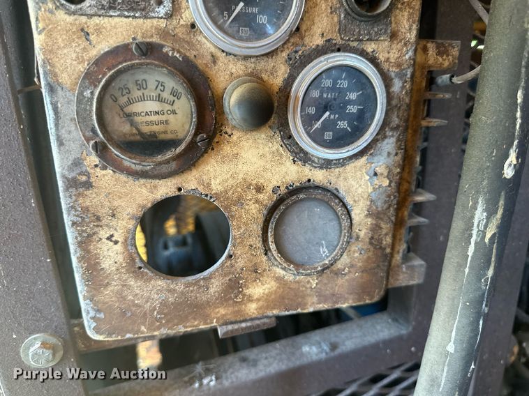 image for item EB2556 1964 American 7150 crane