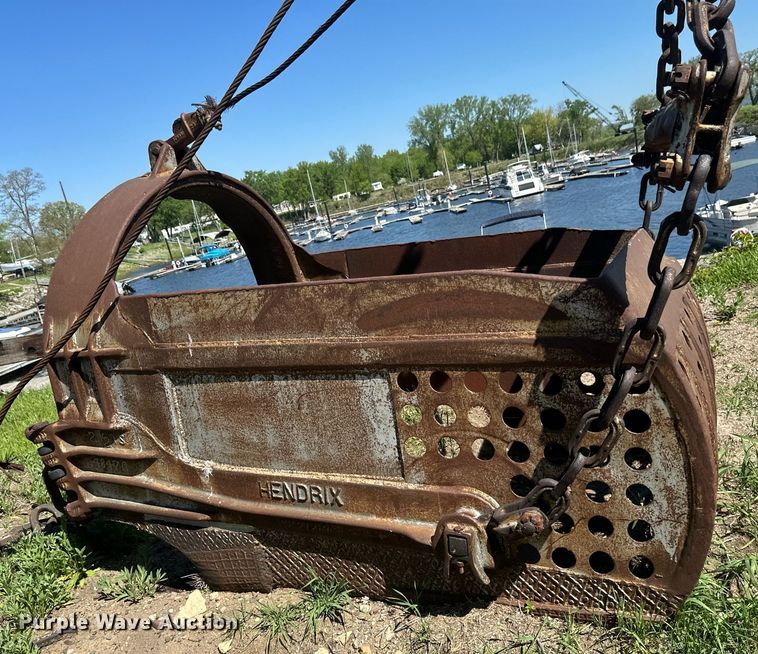 image for item EB2556 1964 American 7150 crane