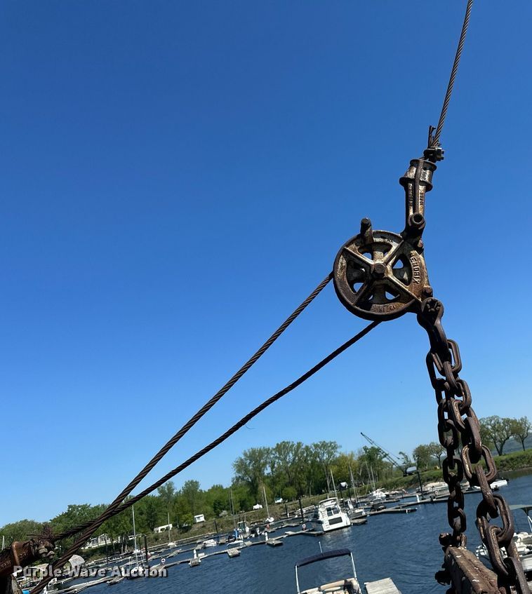 image for item EB2556 1964 American 7150 crane