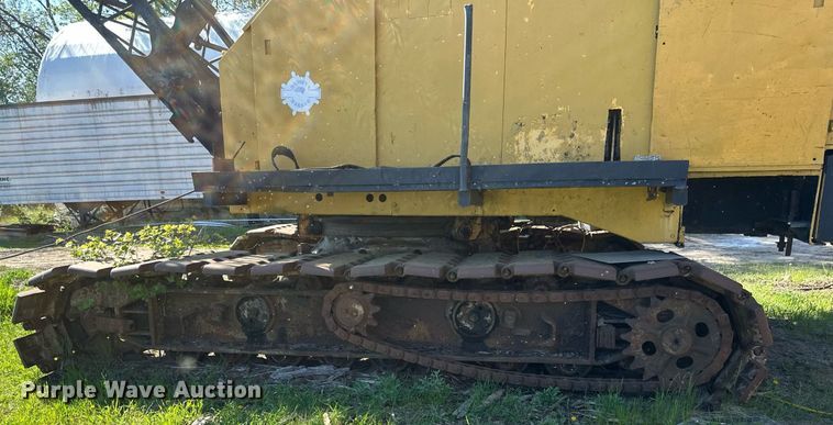 image for item EB2556 1964 American 7150 crane