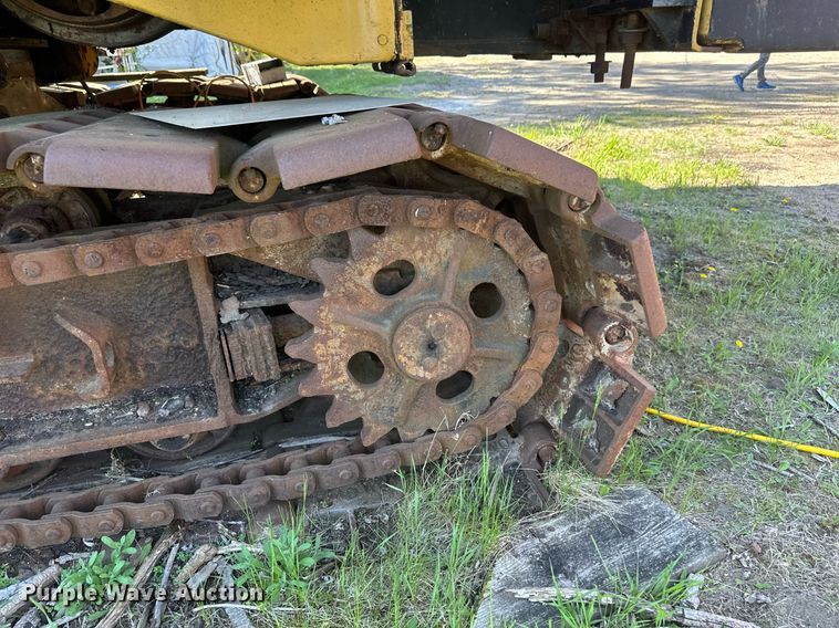 image for item EB2556 1964 American 7150 crane