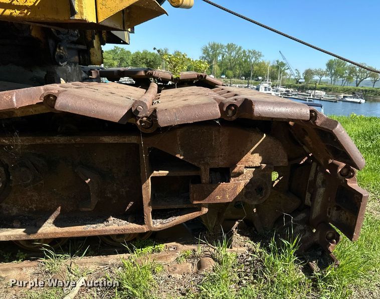 image for item EB2556 1964 American 7150 crane