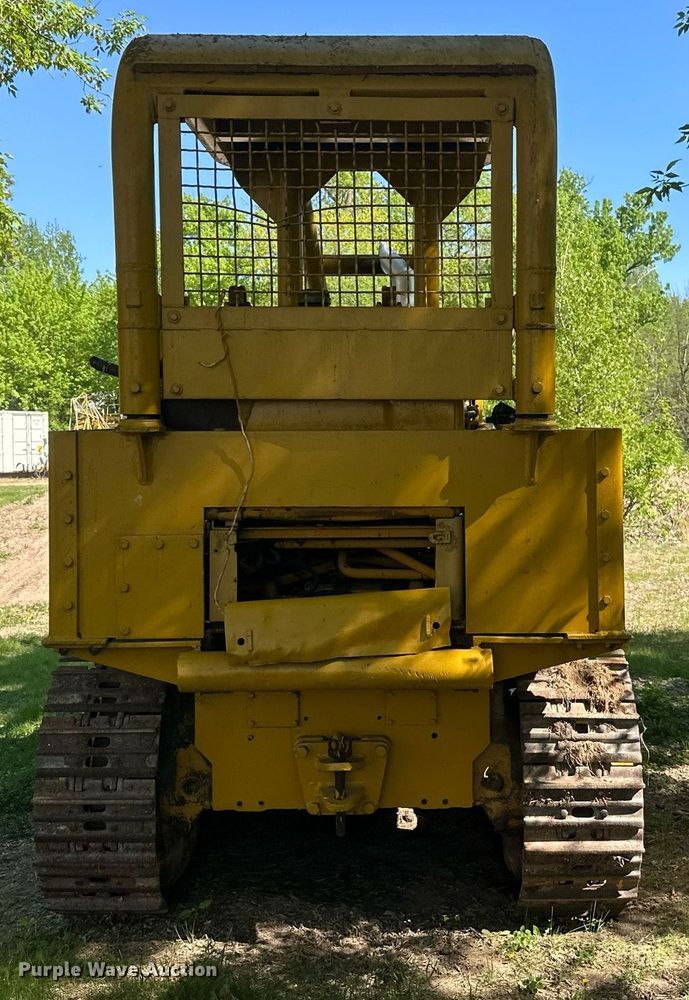 image for item EB2557 Caterpillar track loader