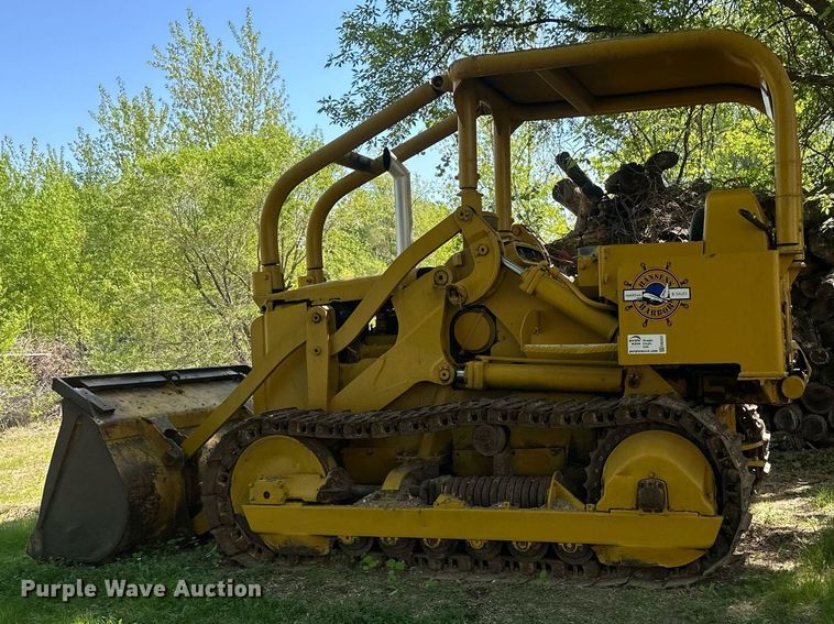 image for item EB2557 Caterpillar track loader