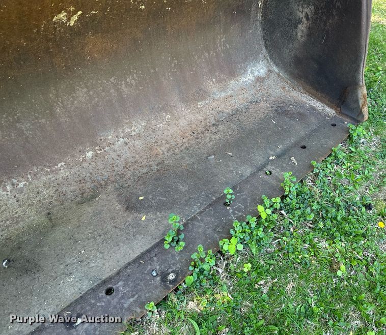 image for item EB2557 Caterpillar track loader