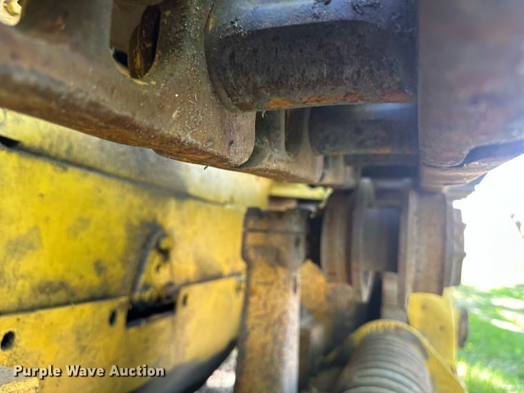 image for item EB2557 Caterpillar track loader