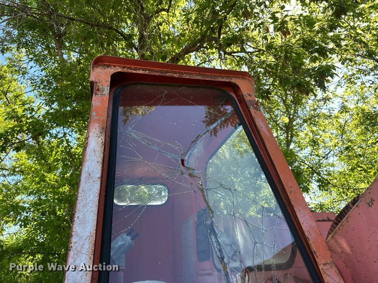 image for item EB2558 1971 Koehring 1066 excavator