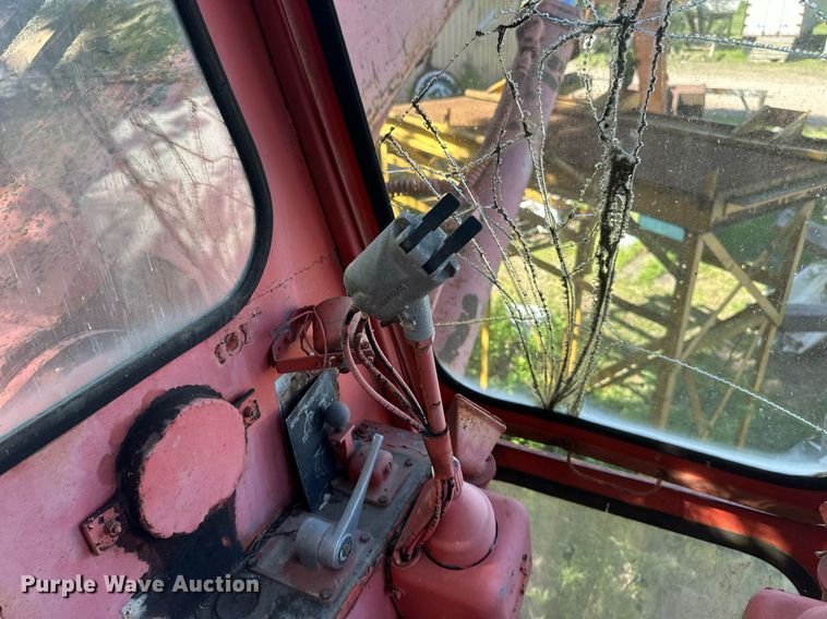 image for item EB2558 1971 Koehring 1066 excavator