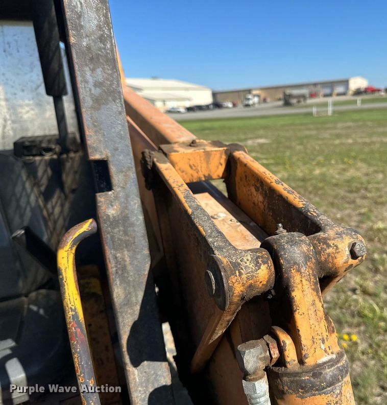 image for item EB2569 2000 Case  1845C  skid steer loader