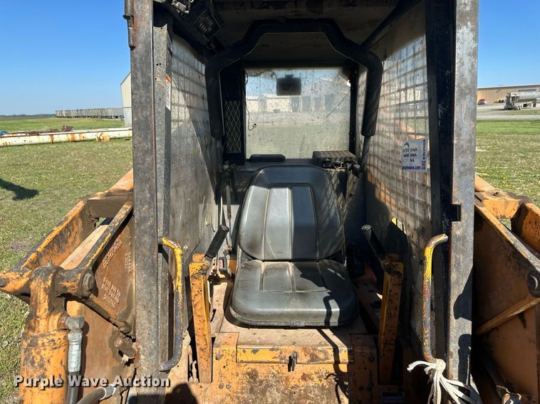 image for item EB2569 2000 Case  1845C  skid steer loader