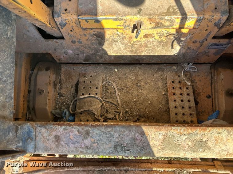 image for item EB2569 2000 Case  1845C  skid steer loader