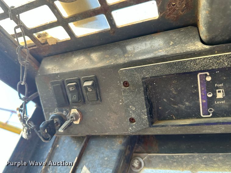 image for item EB2569 2000 Case  1845C  skid steer loader