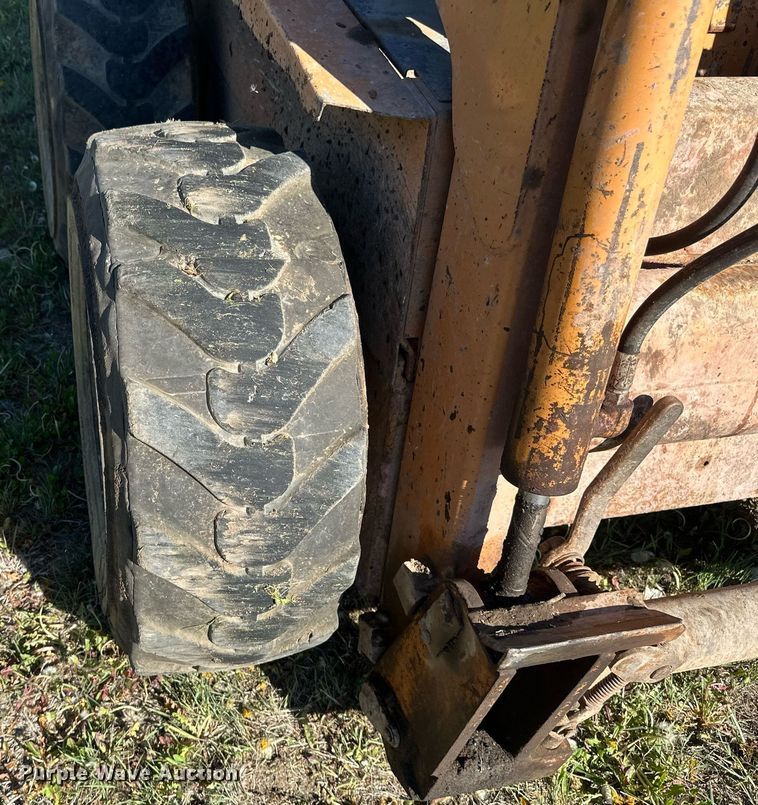 image for item EB2569 2000 Case  1845C  skid steer loader