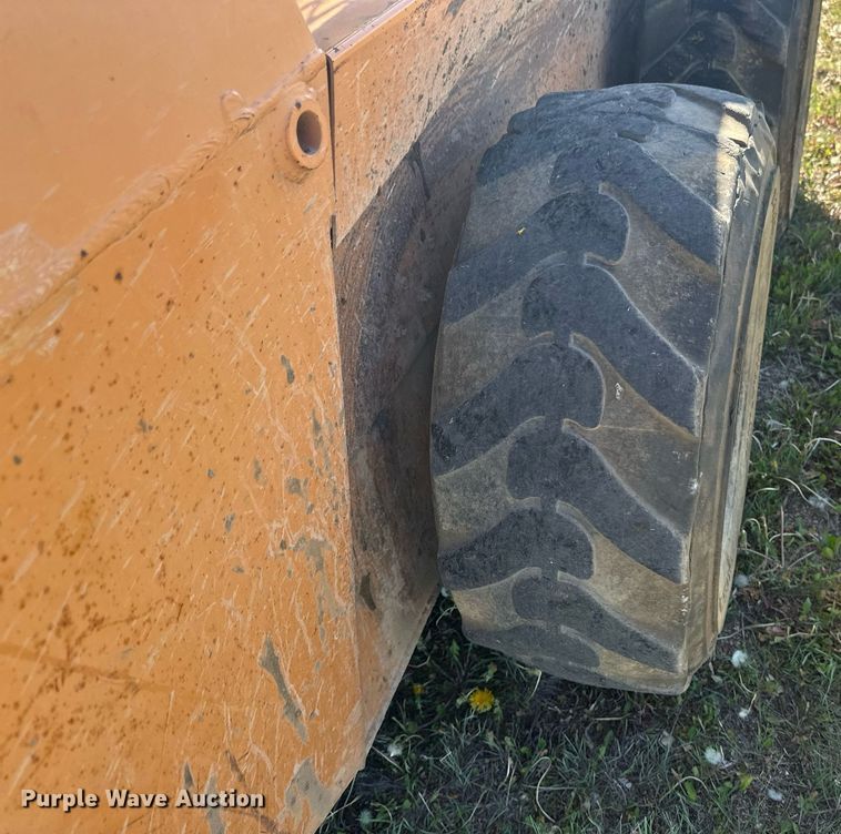 image for item EB2569 2000 Case  1845C  skid steer loader