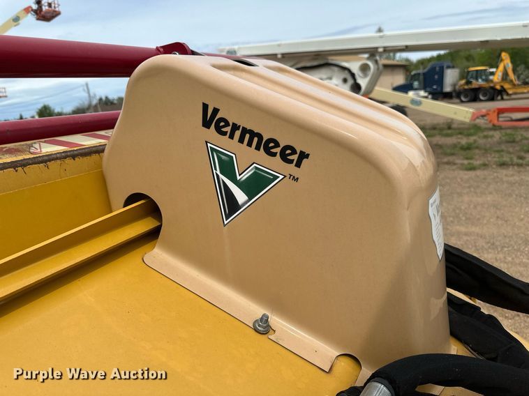 image for item EB2576 2010 Vermeer BC600XL wood chipper