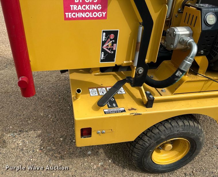 image for item EB2576 2010 Vermeer BC600XL wood chipper