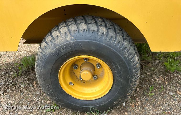 image for item EB2576 2010 Vermeer BC600XL wood chipper