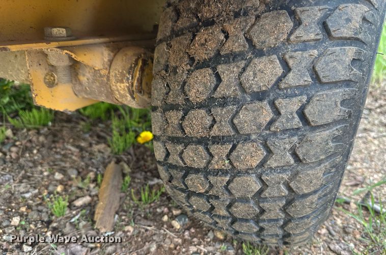 image for item EB2576 2010 Vermeer BC600XL wood chipper