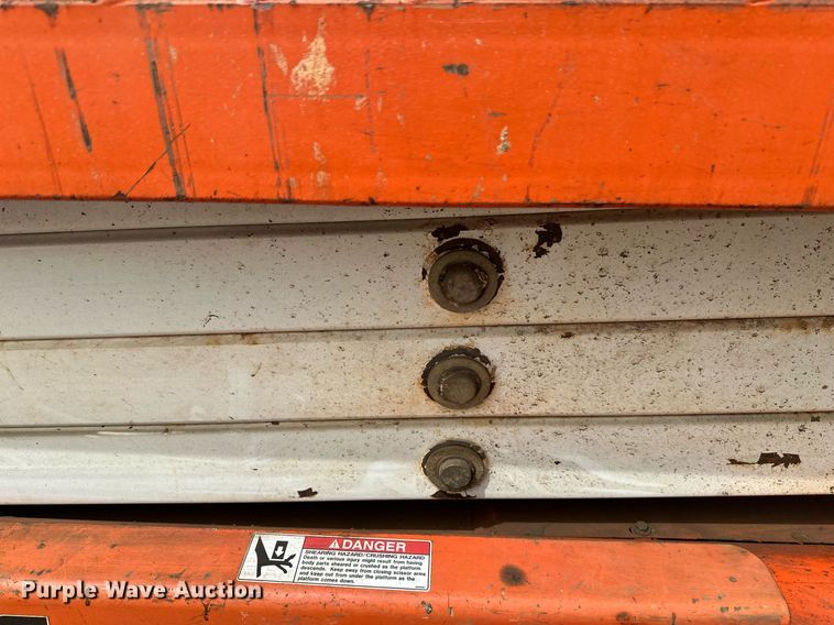 image for item EB2579 2007 Snorkel S1930 scissor lift