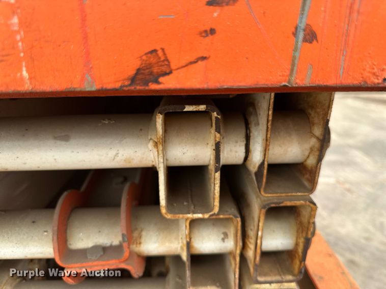 image for item EB2579 2007 Snorkel S1930 scissor lift