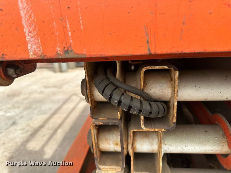 image for item EB2579 2007 Snorkel S1930 scissor lift