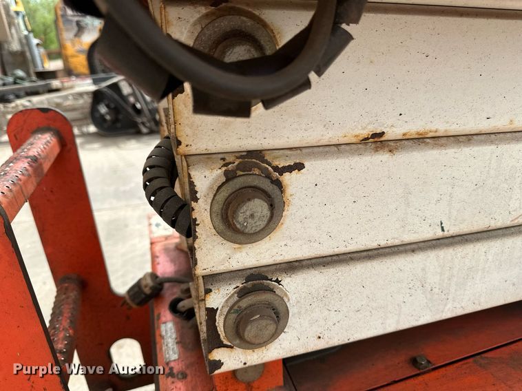 image for item EB2579 2007 Snorkel S1930 scissor lift