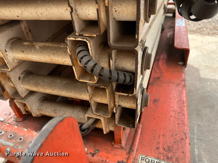 image for item EB2579 2007 Snorkel S1930 scissor lift