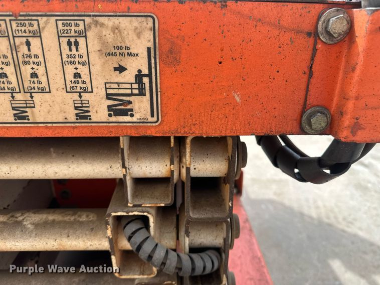 image for item EB2579 2007 Snorkel S1930 scissor lift