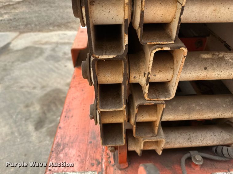 image for item EB2579 2007 Snorkel S1930 scissor lift