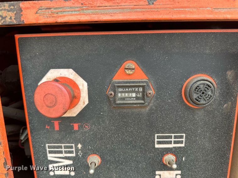 image for item EB2579 2007 Snorkel S1930 scissor lift