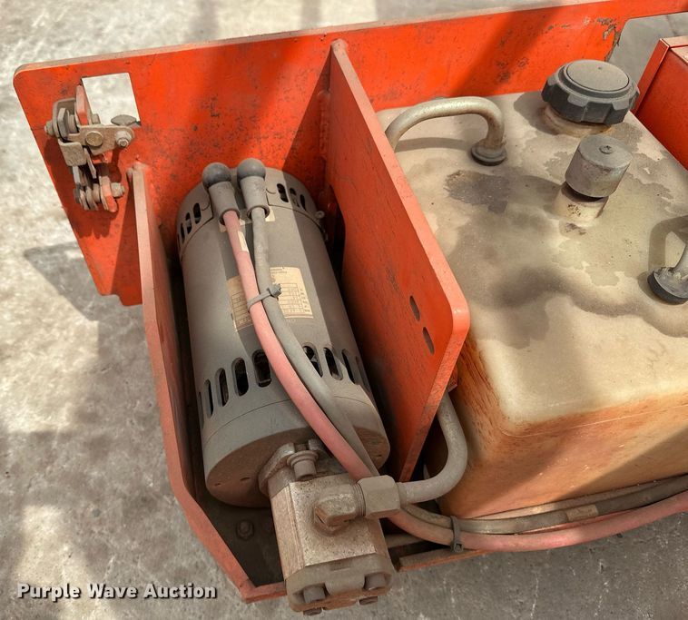 image for item EB2579 2007 Snorkel S1930 scissor lift