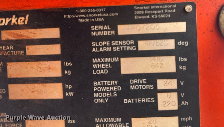 image for item EB2579 2007 Snorkel S1930 scissor lift