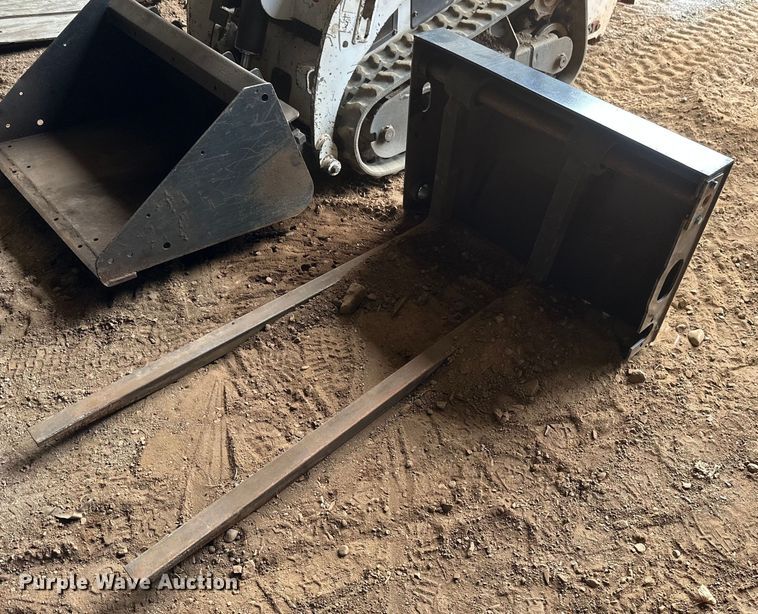 image for item EB2582 48