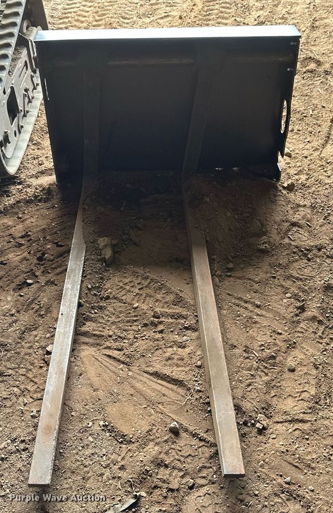 image for item EB2582 48