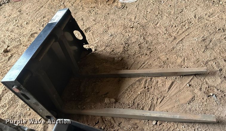 image for item EB2582 48