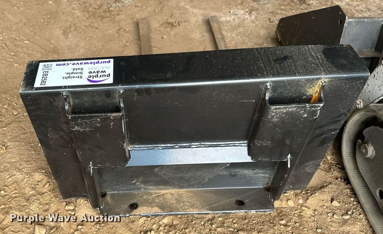 image for item EB2582 48