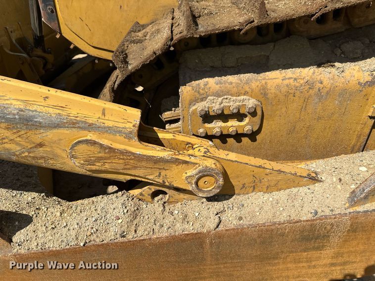 image for item EB2587 2016 Caterpillar D7E dozer