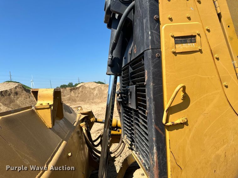 image for item EB2587 2016 Caterpillar D7E dozer