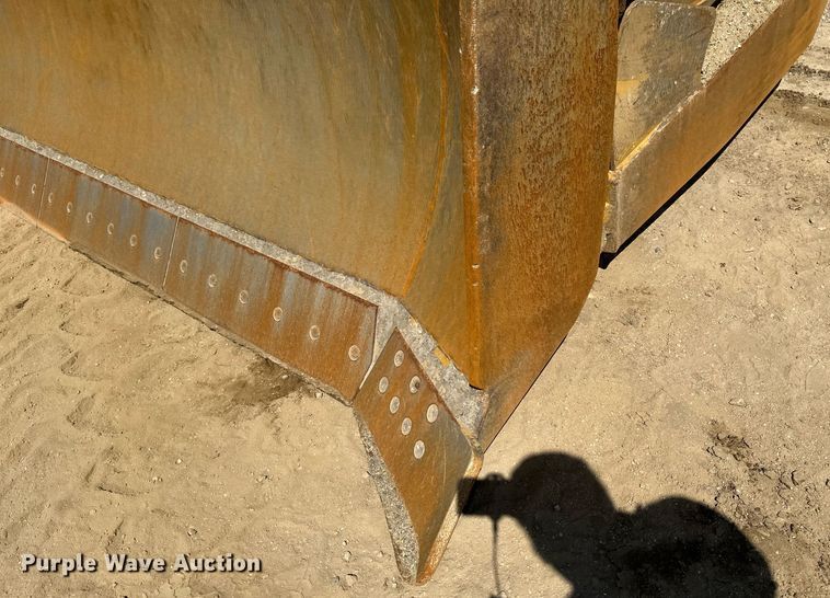 image for item EB2587 2016 Caterpillar D7E dozer