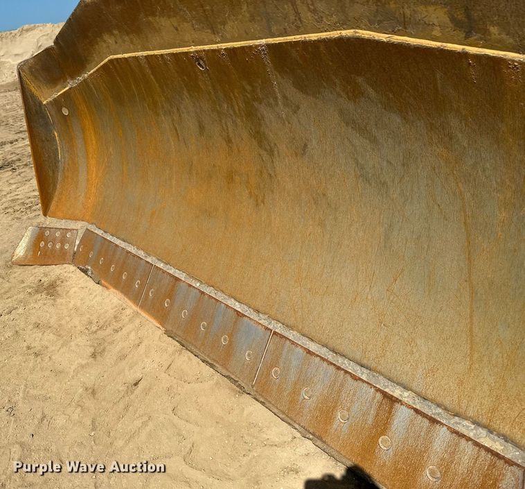 image for item EB2587 2016 Caterpillar D7E dozer