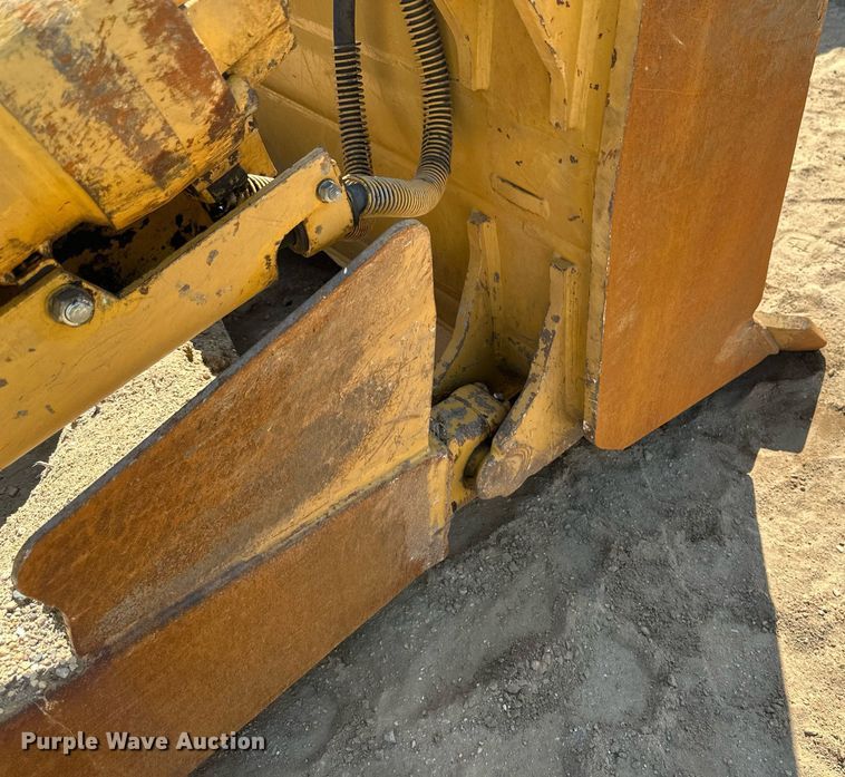 image for item EB2587 2016 Caterpillar D7E dozer