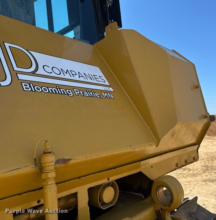 image for item EB2587 2016 Caterpillar D7E dozer