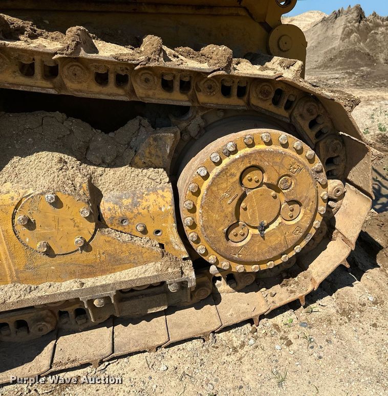 image for item EB2587 2016 Caterpillar D7E dozer